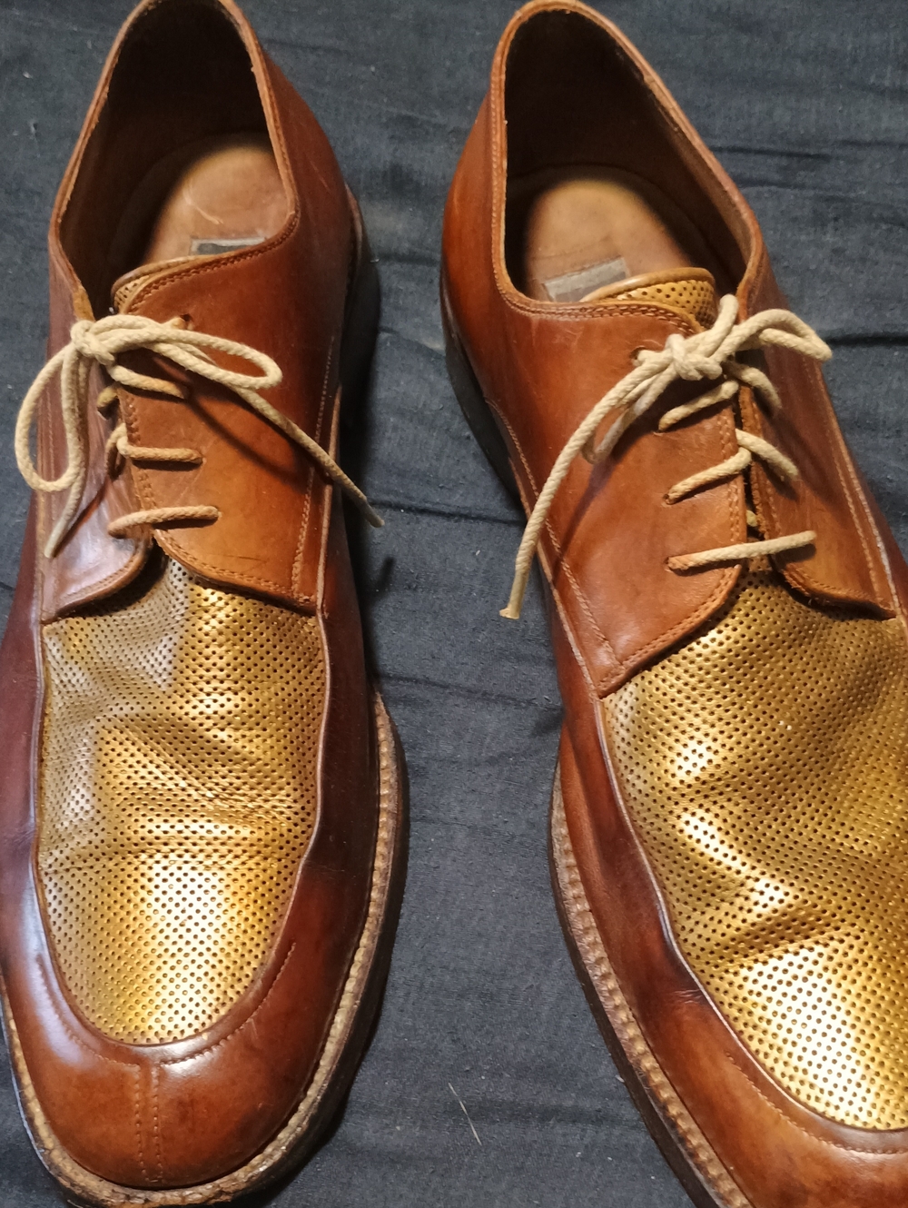 Johnston & Murphy Brown Leather Oxfords with Gold Perforated Toe (188)